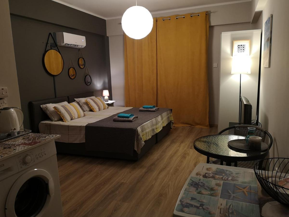 Andreas Apartments Oroklini Extérieur photo